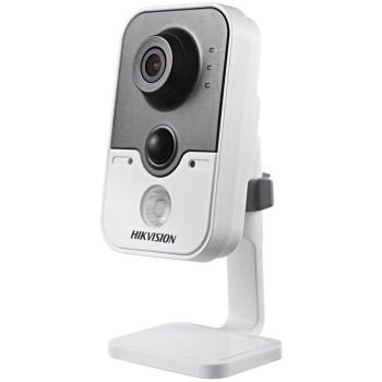 IP камера Hikvision DS-2CD2420F-IW (4 мм)