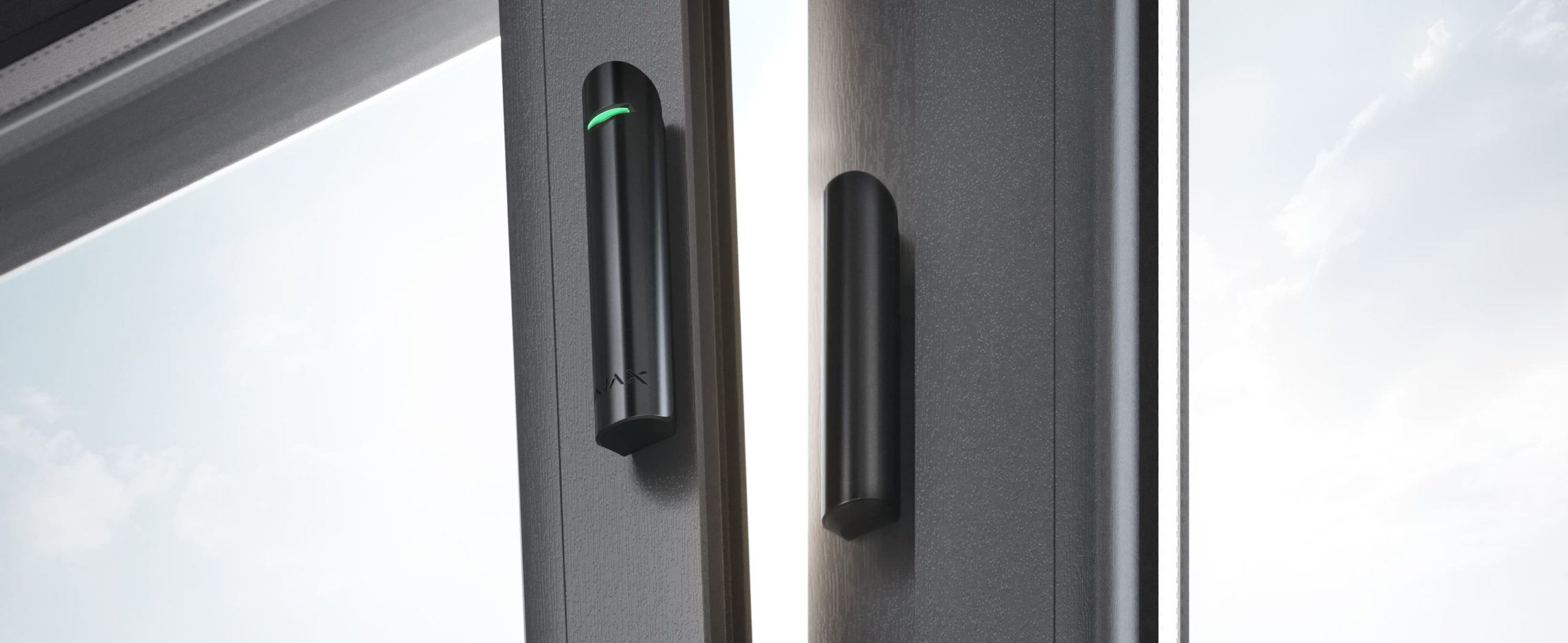 Ajax DoorProtect Plus
