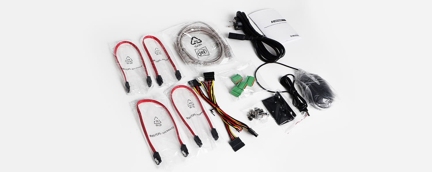 Комплектация видеорегистратора Hikvision DS-7716NI-Q4/16P (C)