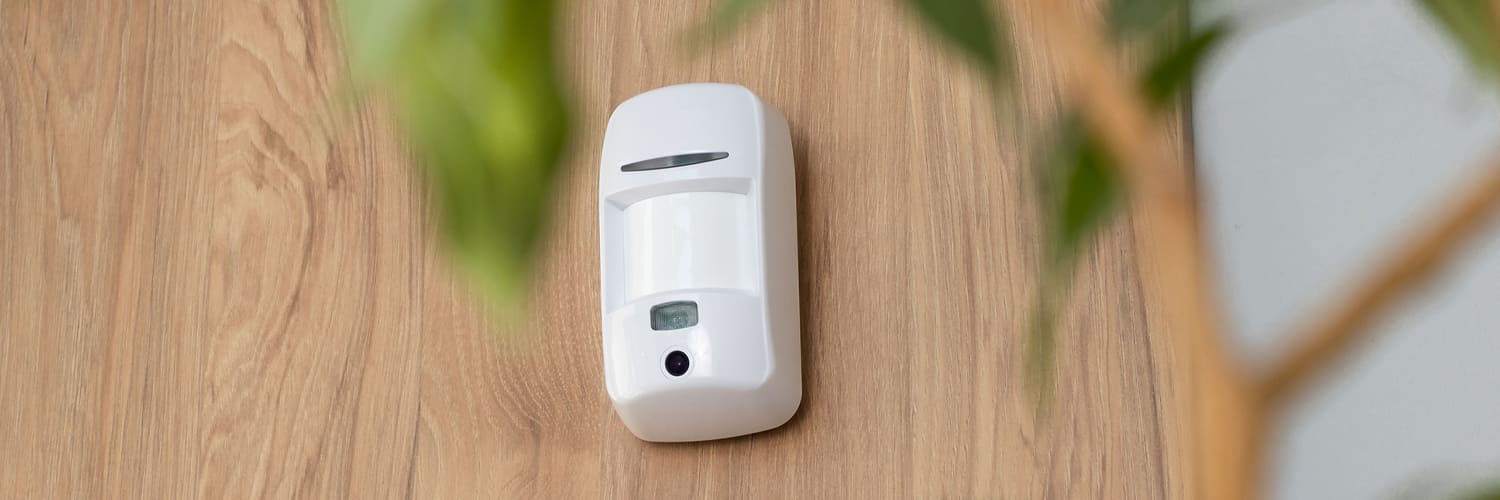 U-Prox PIR Cam White