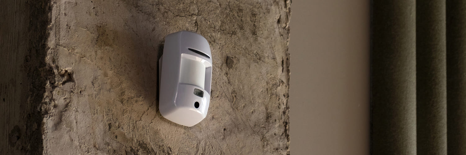 U-Prox PIR Cam White